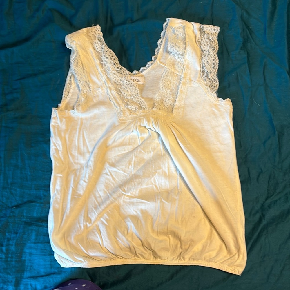 Kirra lace tee in cream, size S.